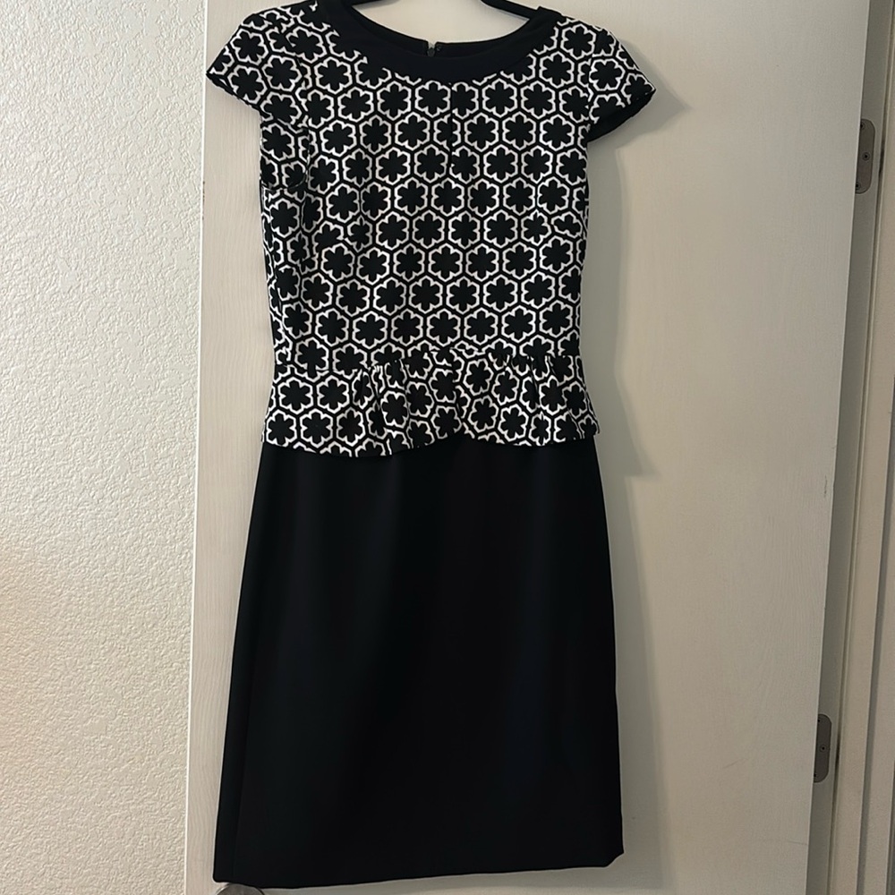 Tahari by Arthur Levine Black & White Dress